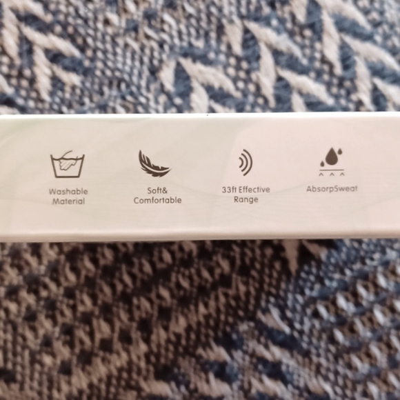 Perytong‎ Sleep Headphones Bluetooth Sleeping Headband, Wireless Eyemask - Picture 3 of 3